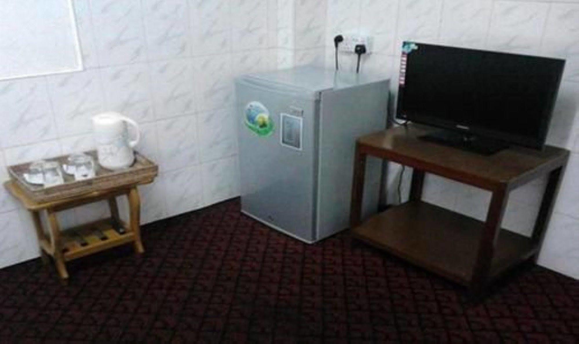 Silver Moon Hotel Янгон Екстер'єр фото